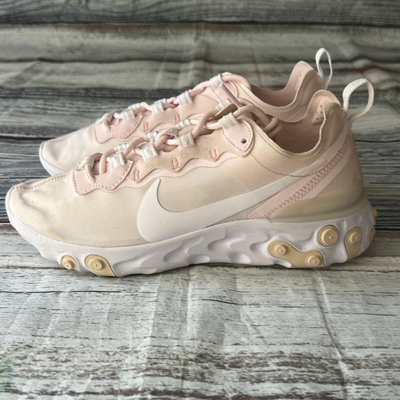 Nike Wmns React Element 55 Pink and Cream Sneakers Sz 7 - Picture 4 of 9